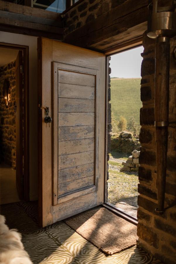Red Kite Barn - Charming Boutique Barn Conversion Newbridge on Wye Exterior foto